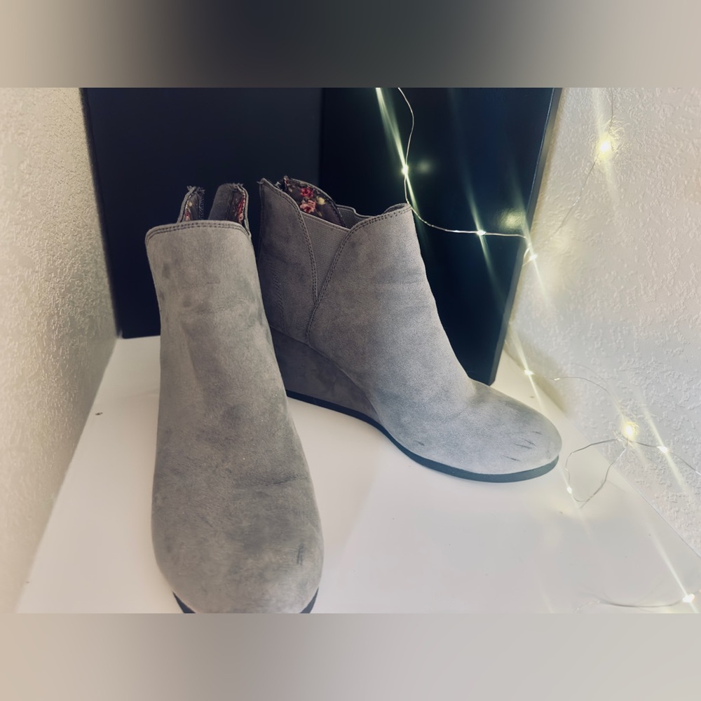Maurice’s Gray Faux Suede Wedge Booties • Boho Aesthetic • Spring or Fall Shoe
